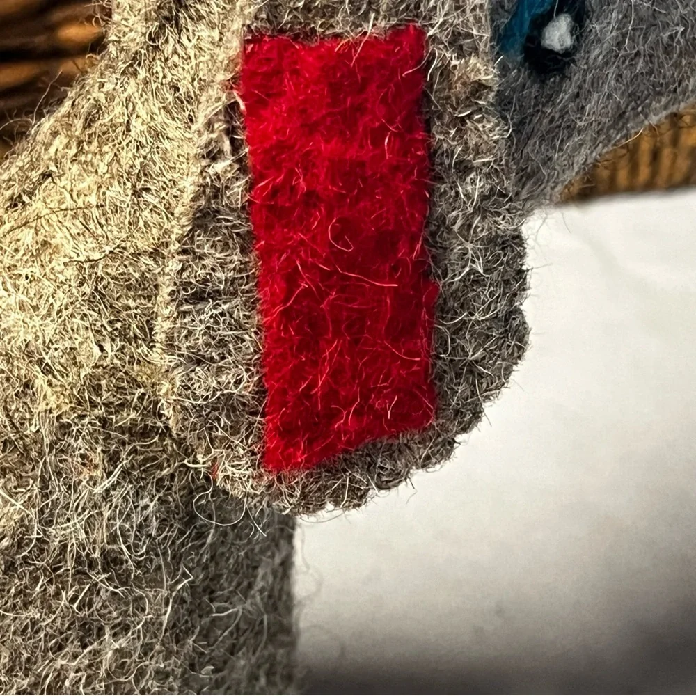 Vintage Handcrafted Dachshund Plush Stuffed Animal Gray Wool Fabric - Picture 5 of 12